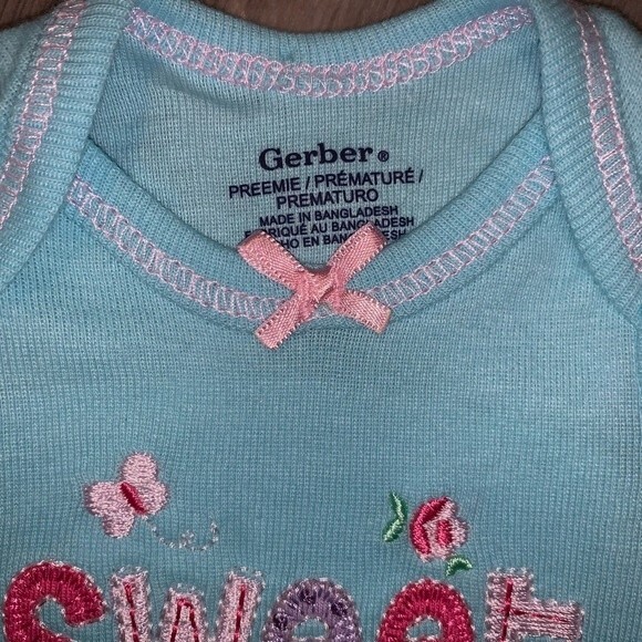 GERBER Onesies set of 2‎ baby girl- size Preemie - Picture 7 of 9
